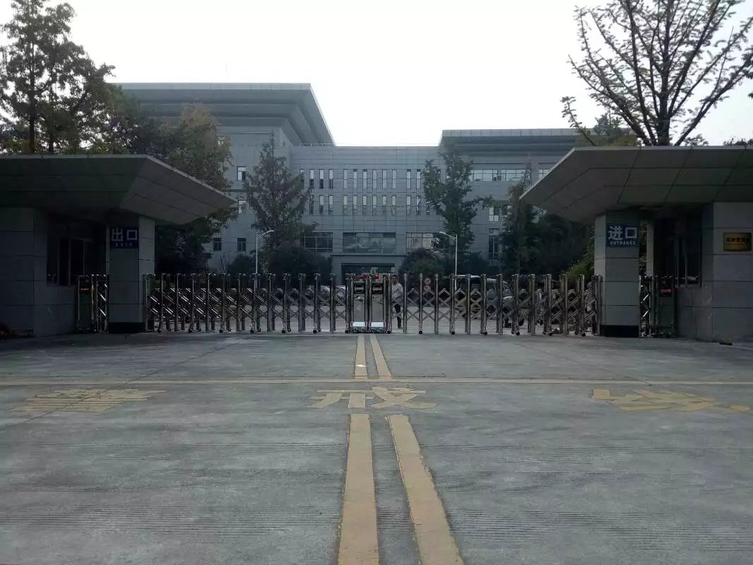 麻阳县麻阳县四川消防总队伸缩门